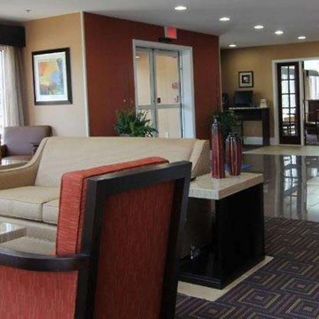 Quality Inn & Suites Greenville Near Downtown Ngoại thất bức ảnh
