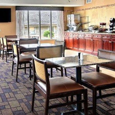 Quality Inn & Suites Greenville Near Downtown Ngoại thất bức ảnh