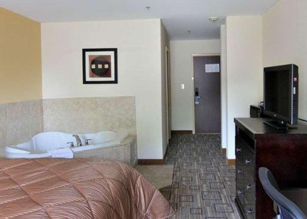 Quality Inn & Suites Greenville Near Downtown Phòng bức ảnh